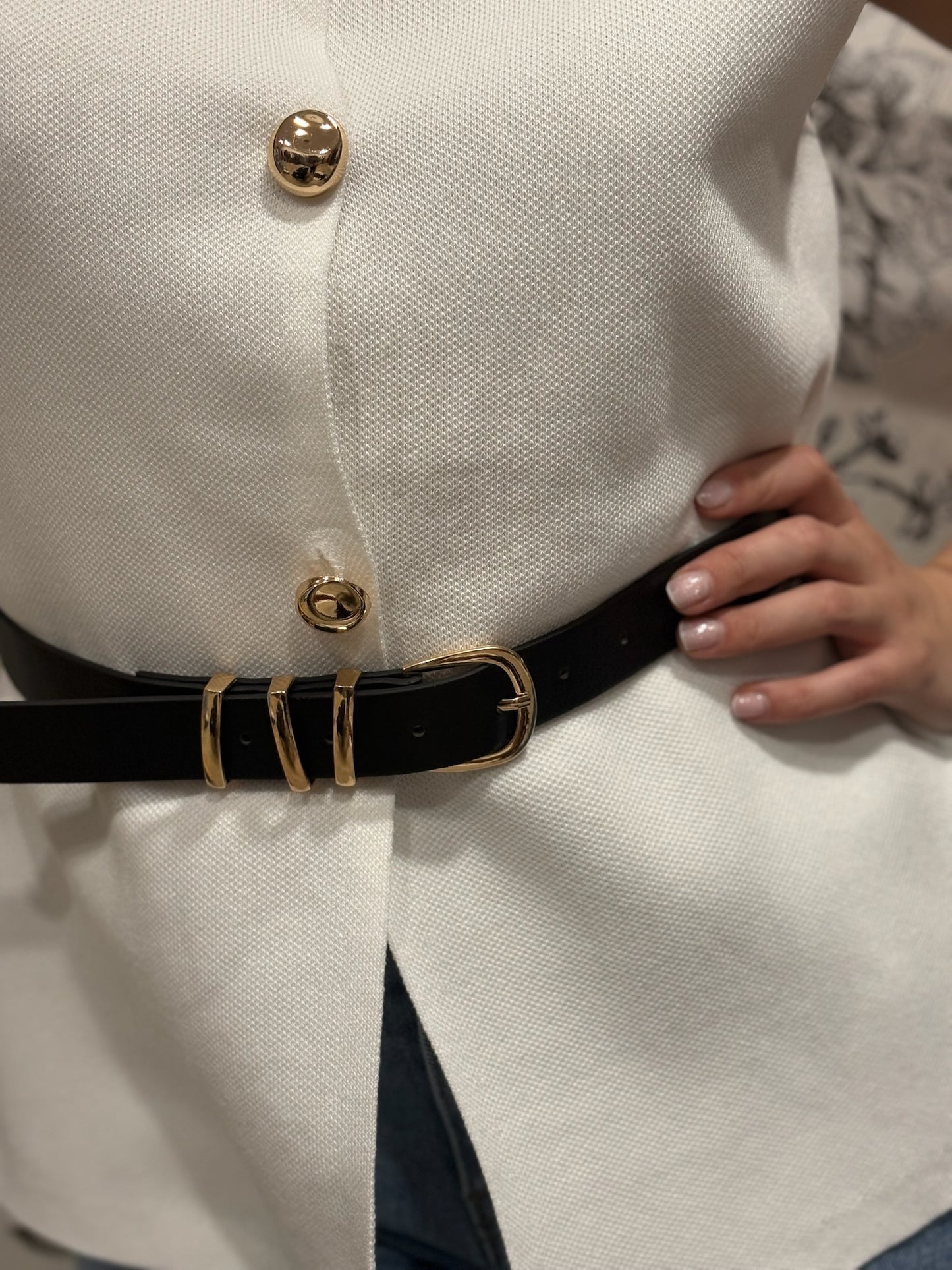 Top sans manche avec ceinture