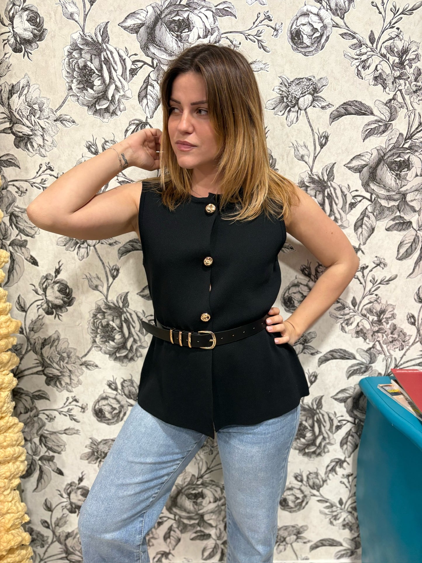 Top sans manche avec ceinture