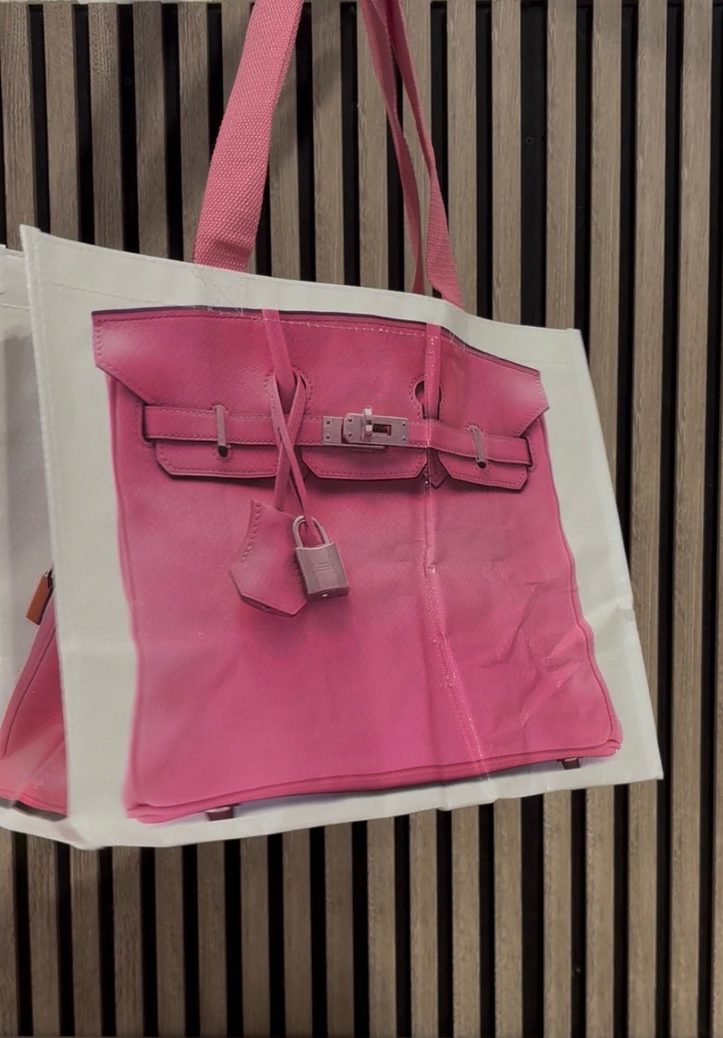 Le Tote Iconique – Édition Colorée